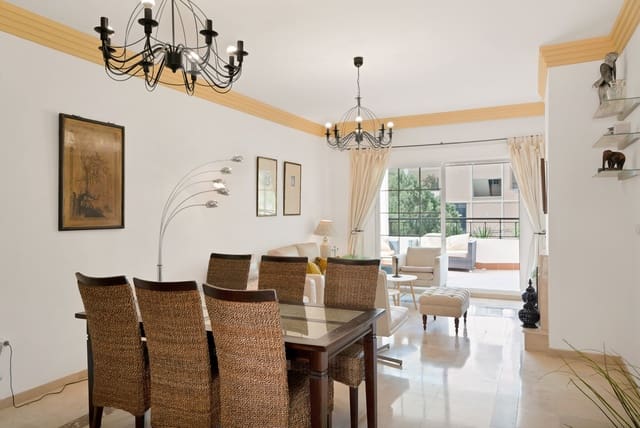 3 soveværelse Lejlighed til salg i Las Brisas, Marbella med swimmingpool garage - € 575.000 (Ref: 10150299)