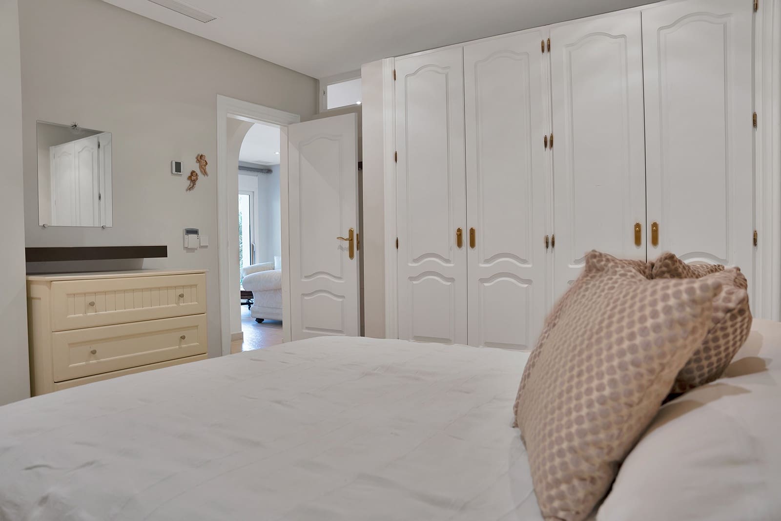 7 soveværelse Villa til salg i Nueva Andalucia med swimmingpool garage - € 5.595.000 (Ref: 10150300)