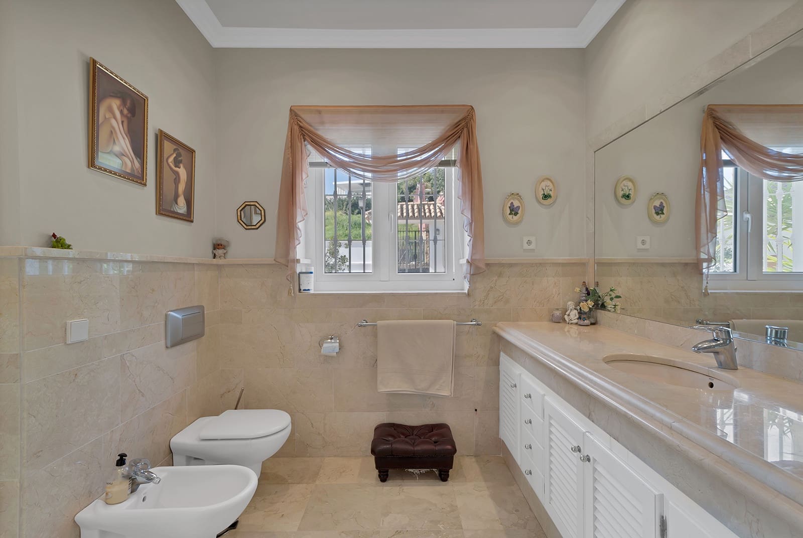 7 soveværelse Villa til salg i Nueva Andalucia med swimmingpool garage - € 5.595.000 (Ref: 10150300)