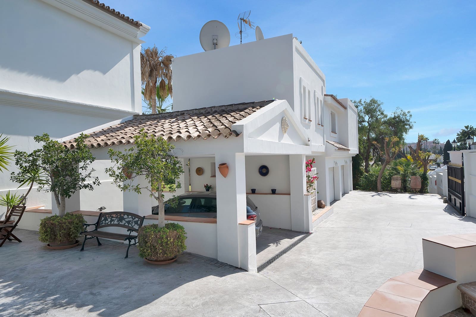 7 soveværelse Villa til salg i Nueva Andalucia med swimmingpool garage - € 5.595.000 (Ref: 10150300)