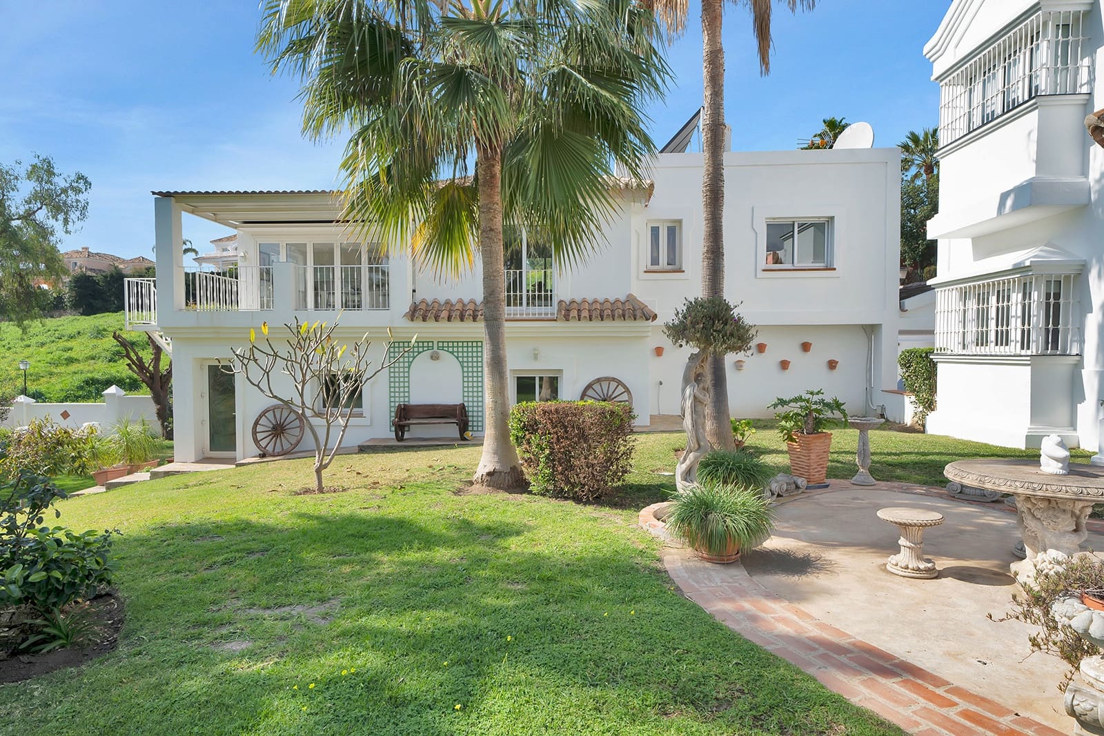 7 soveværelse Villa til salg i Nueva Andalucia med swimmingpool garage - € 5.595.000 (Ref: 10150300)