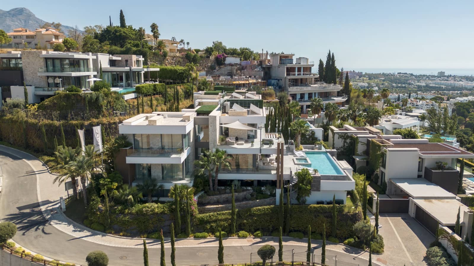 6 slaapkamer Villa te koop in Benahavis met zwembad garage - € 10.495.000 (Ref: 10150305)