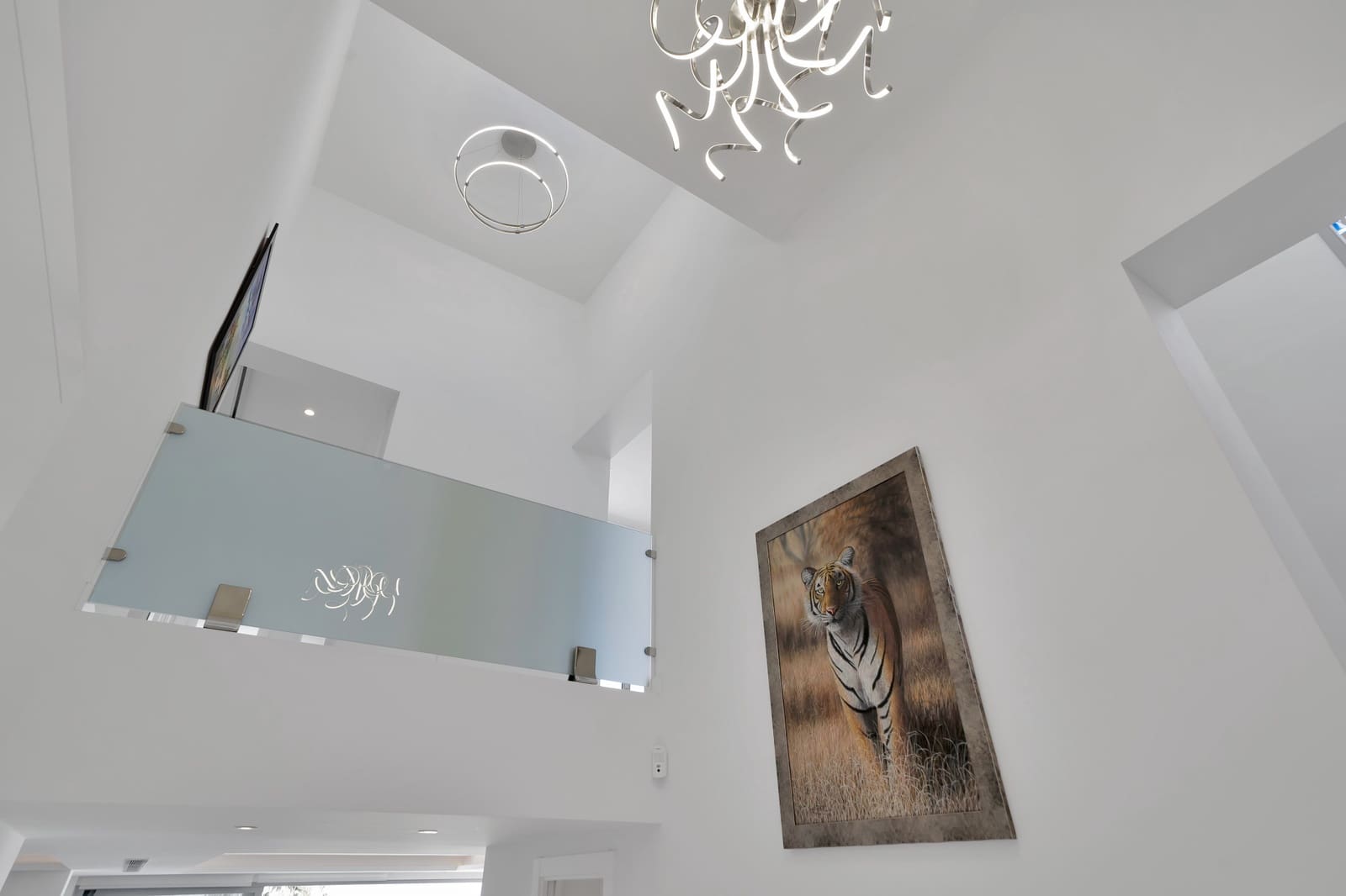 4 sypialnia Willa na sprzedaż w Nueva Andalucia z basenem garażem - 3 100 000 € (Ref: 10157505)