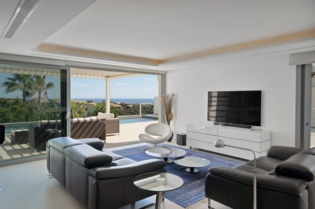 4 sypialnia Willa na sprzedaż w Los Naranjos, Marbella z basenem garażem - 3 100 000 € (Ref: 10157505)