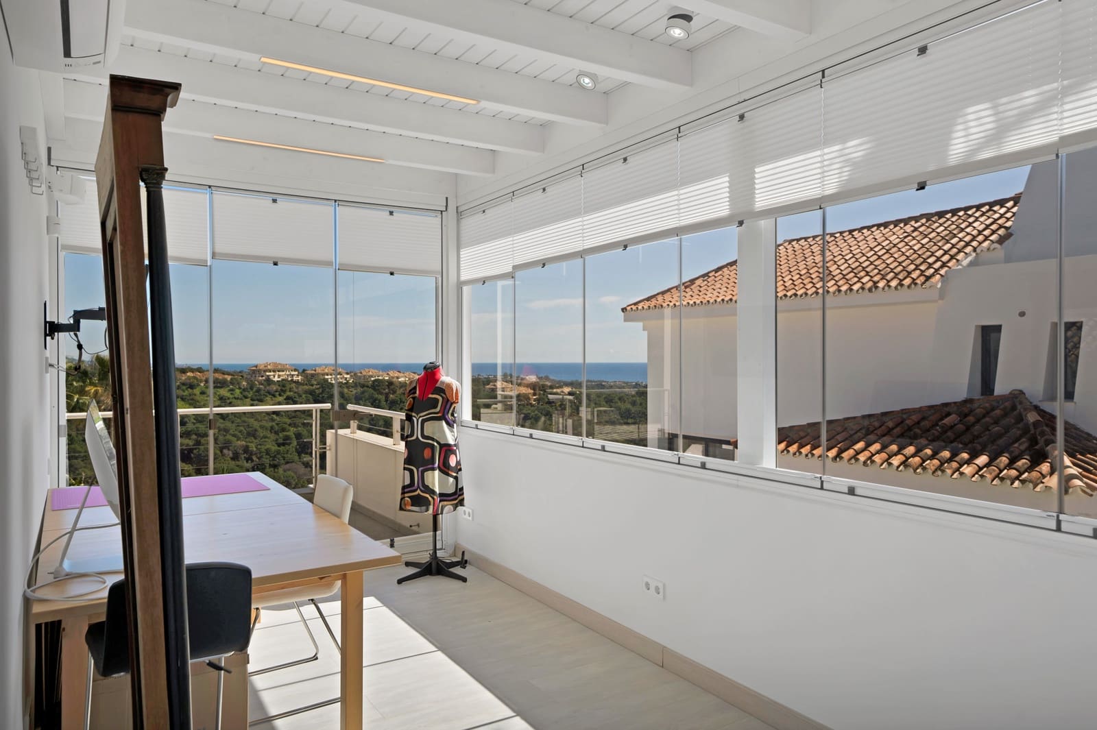 4 sypialnia Willa na sprzedaż w Nueva Andalucia z basenem garażem - 3 100 000 € (Ref: 10157505)