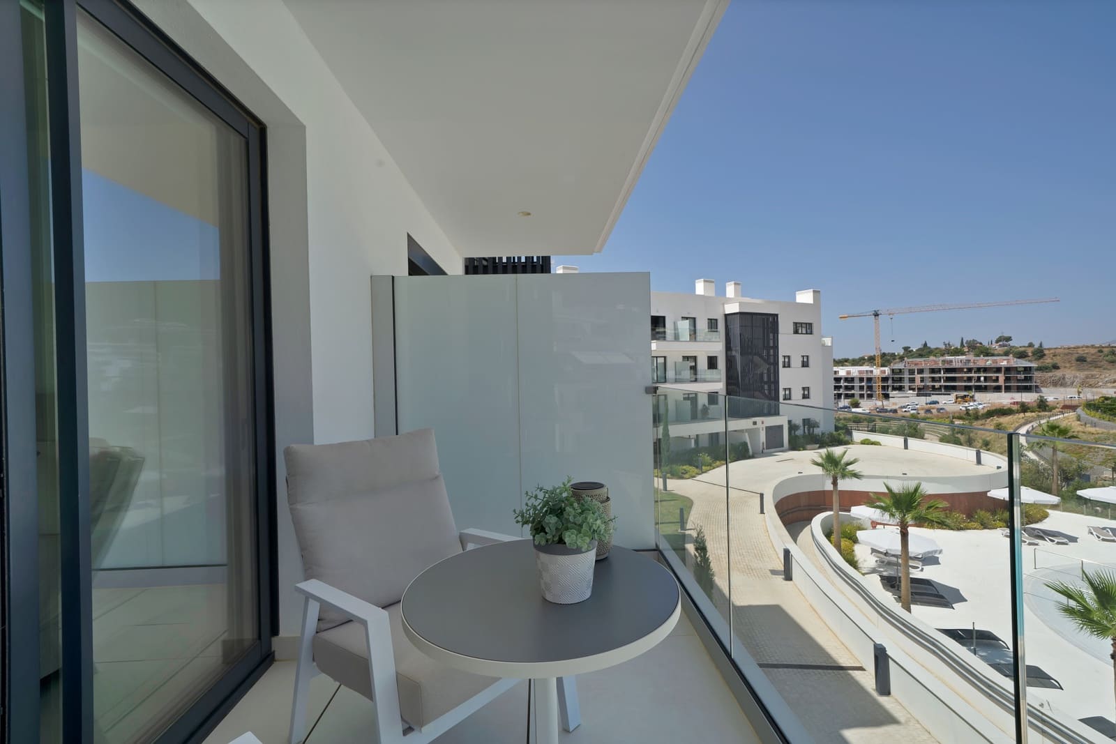 2 soveværelse Lejlighed til salg i Fuengirola med swimmingpool garage - € 699.000 (Ref: 10161153)