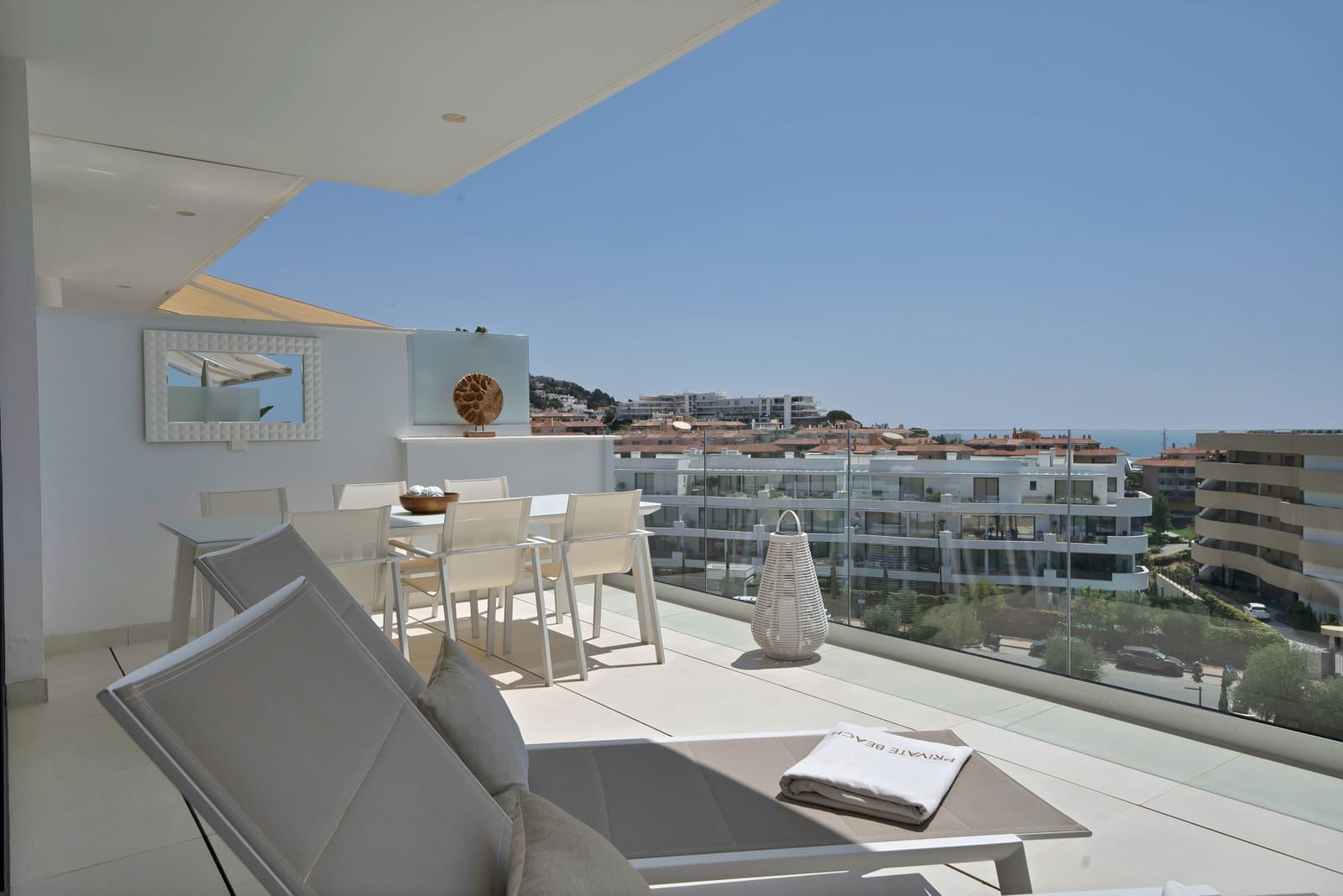 2 soveværelse Lejlighed til salg i Fuengirola med swimmingpool garage - € 699.000 (Ref: 10161153)