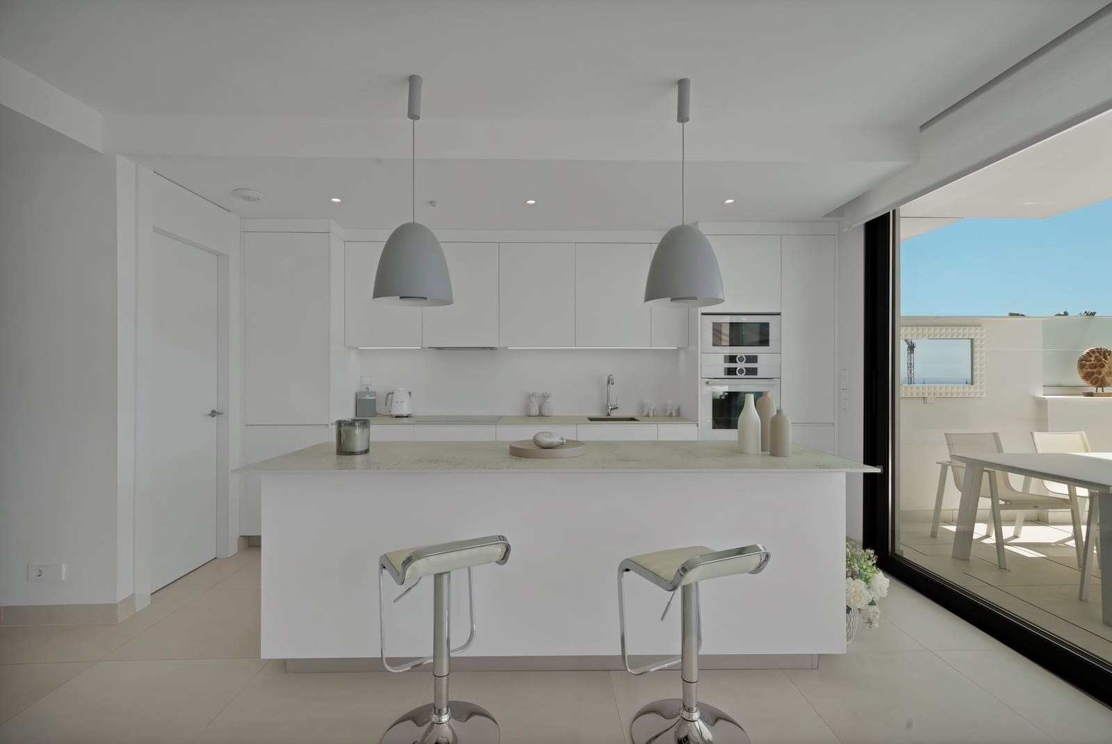 2 soveværelse Lejlighed til salg i Fuengirola med swimmingpool garage - € 699.000 (Ref: 10161153)