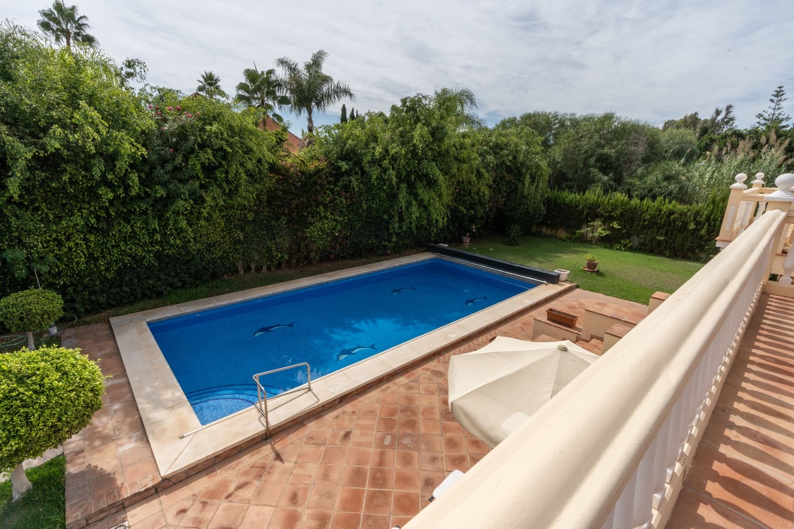 6 bedroom Villa for sale in Guadalmina with pool garage - € 3,400,000 (Ref: 10161154)