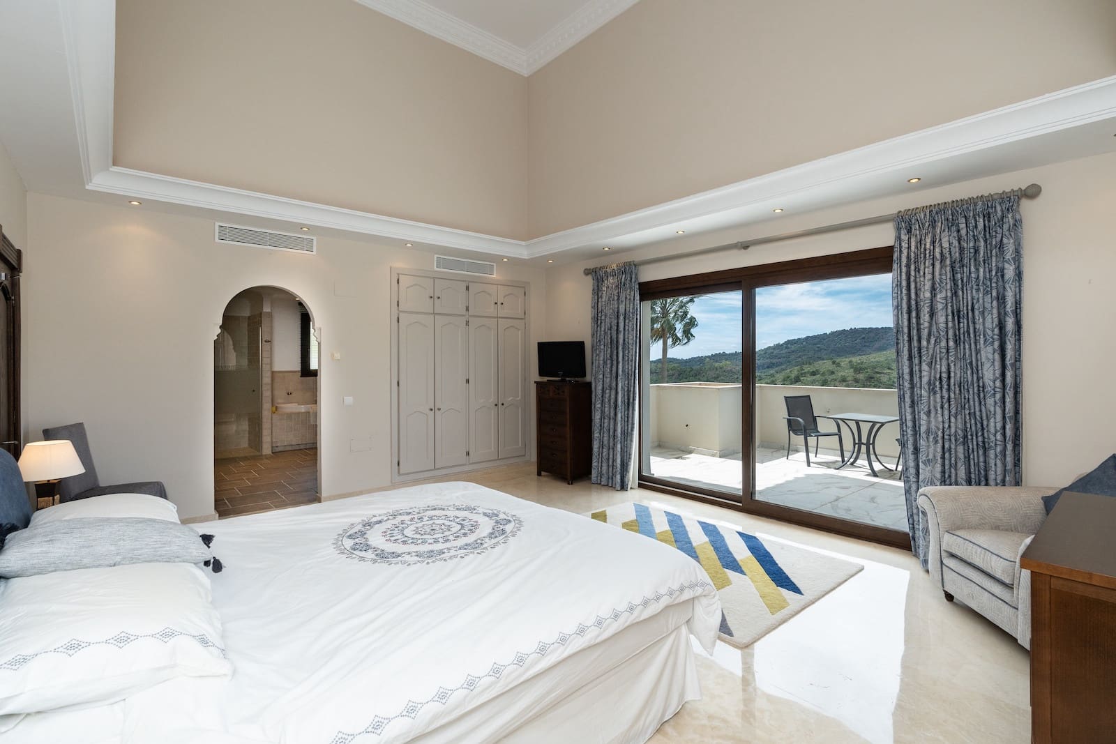 6 sovrum Villa till salu i Benahavis med pool garage - 2 475 000 € (Ref: 10166270)