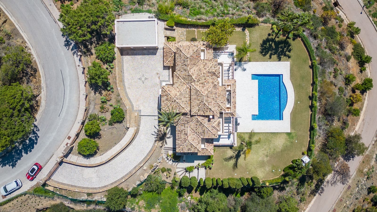 6 sovrum Villa till salu i Benahavis med pool garage - 2 475 000 € (Ref: 10166270)