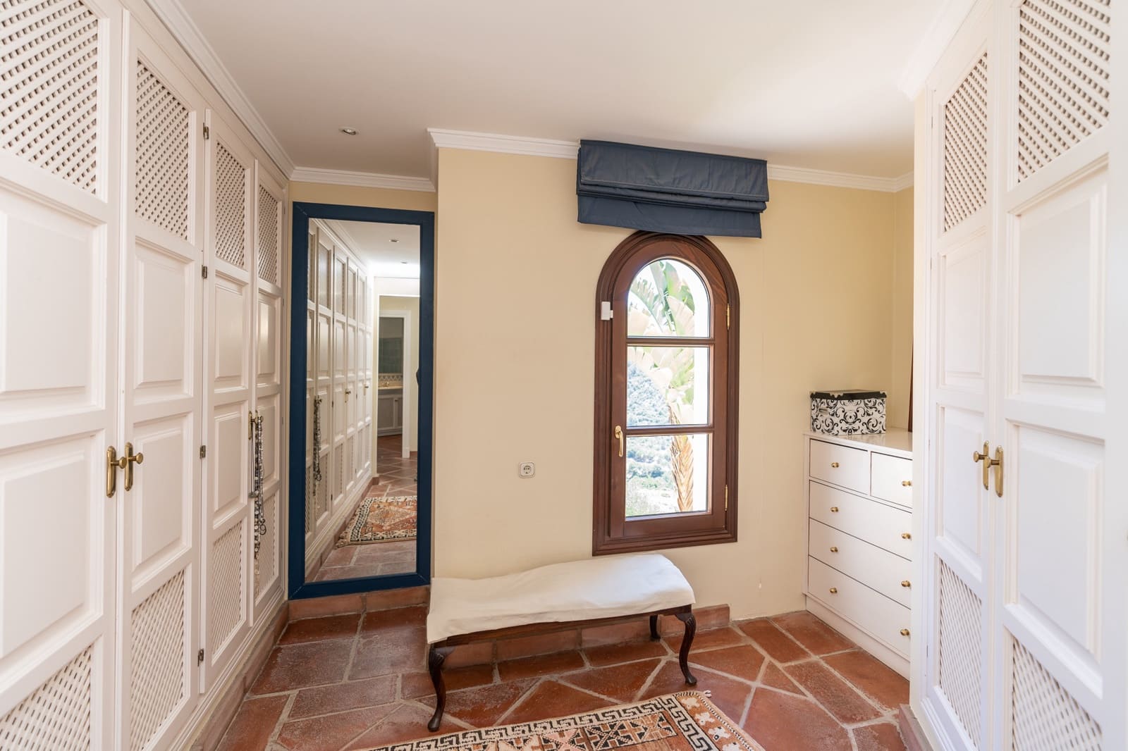 3 chambre Villa/Maison à vendre à Benahavis avec piscine garage - 1 950 000 € (Ref: 10166271)
