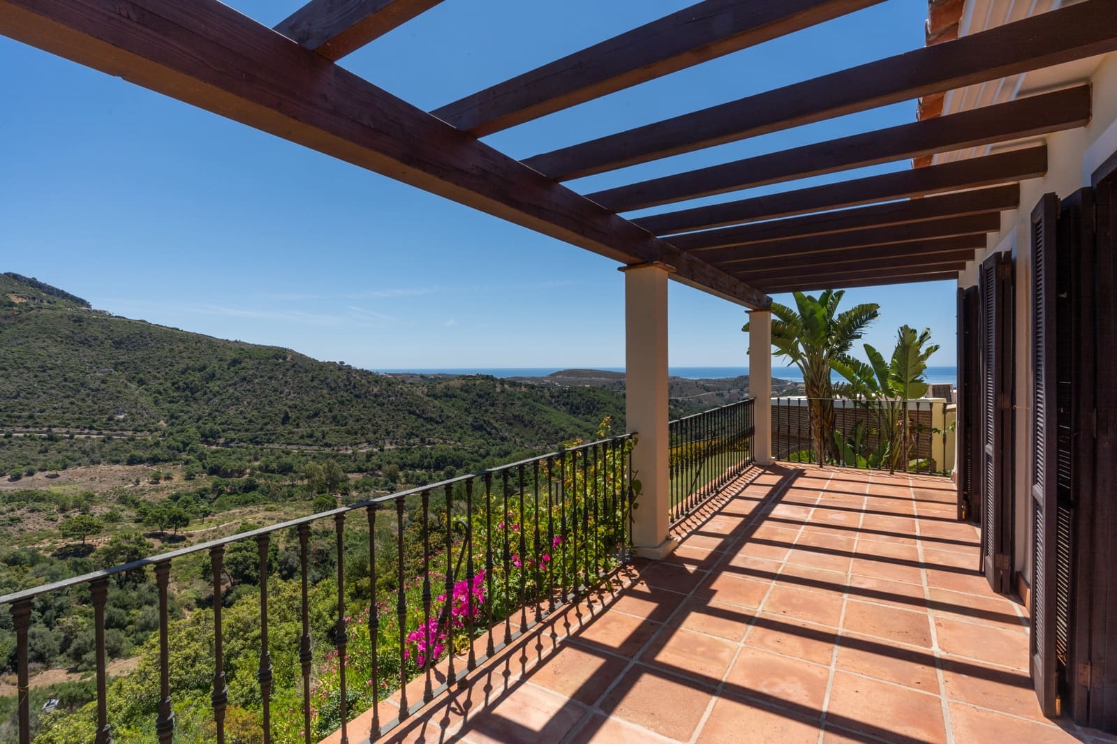 3 chambre Villa/Maison à vendre à Benahavis avec piscine garage - 1 950 000 € (Ref: 10166271)