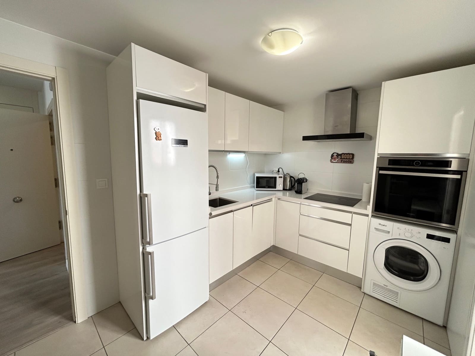 3 chambre Appartement à vendre à Nueva Andalucia avec piscine garage - 435 000 € (Ref: 9860507)
