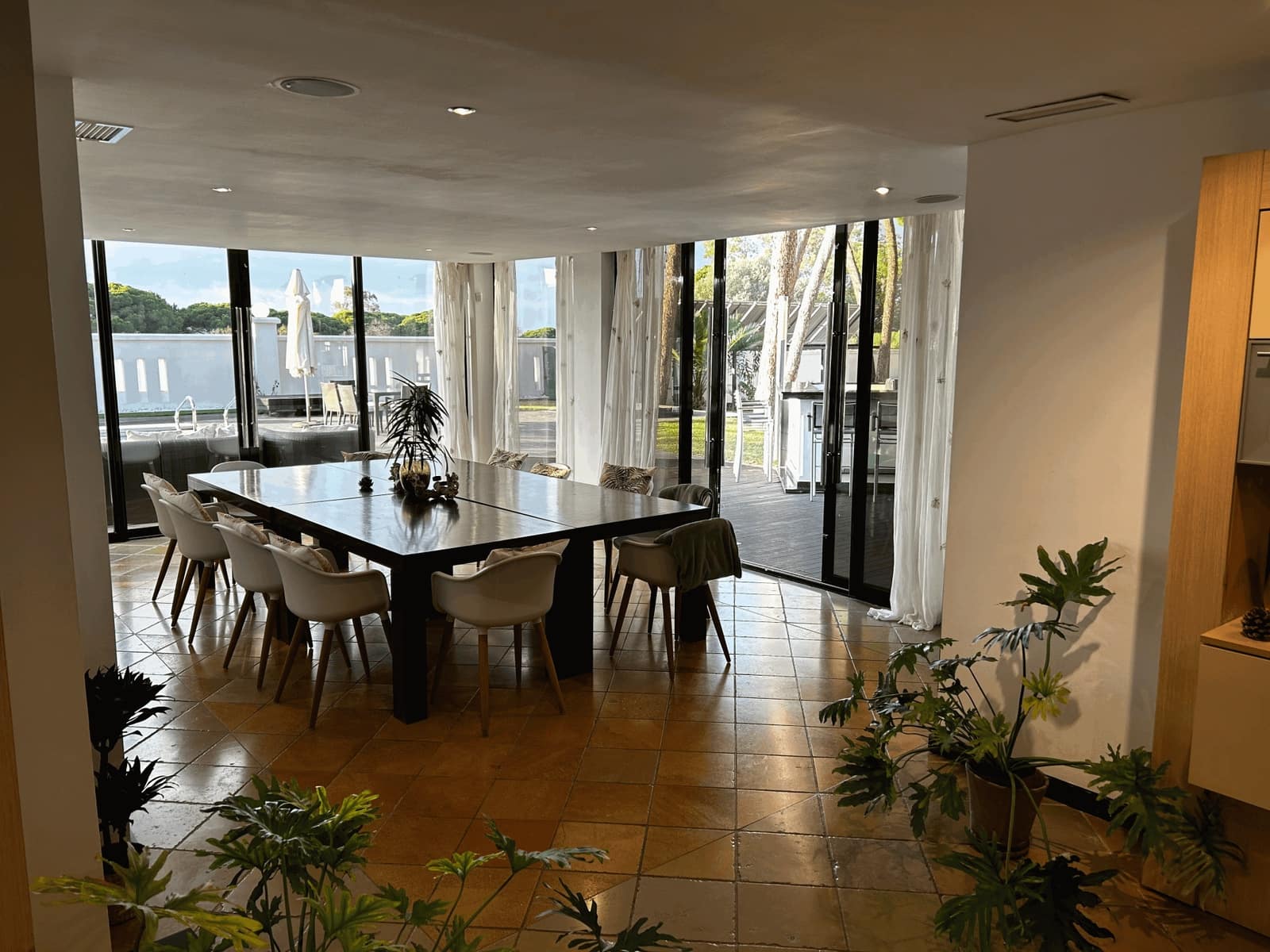 8 soveværelse Villa til salg i Marbella med swimmingpool garage - € 4.750.000 (Ref: 9860508)