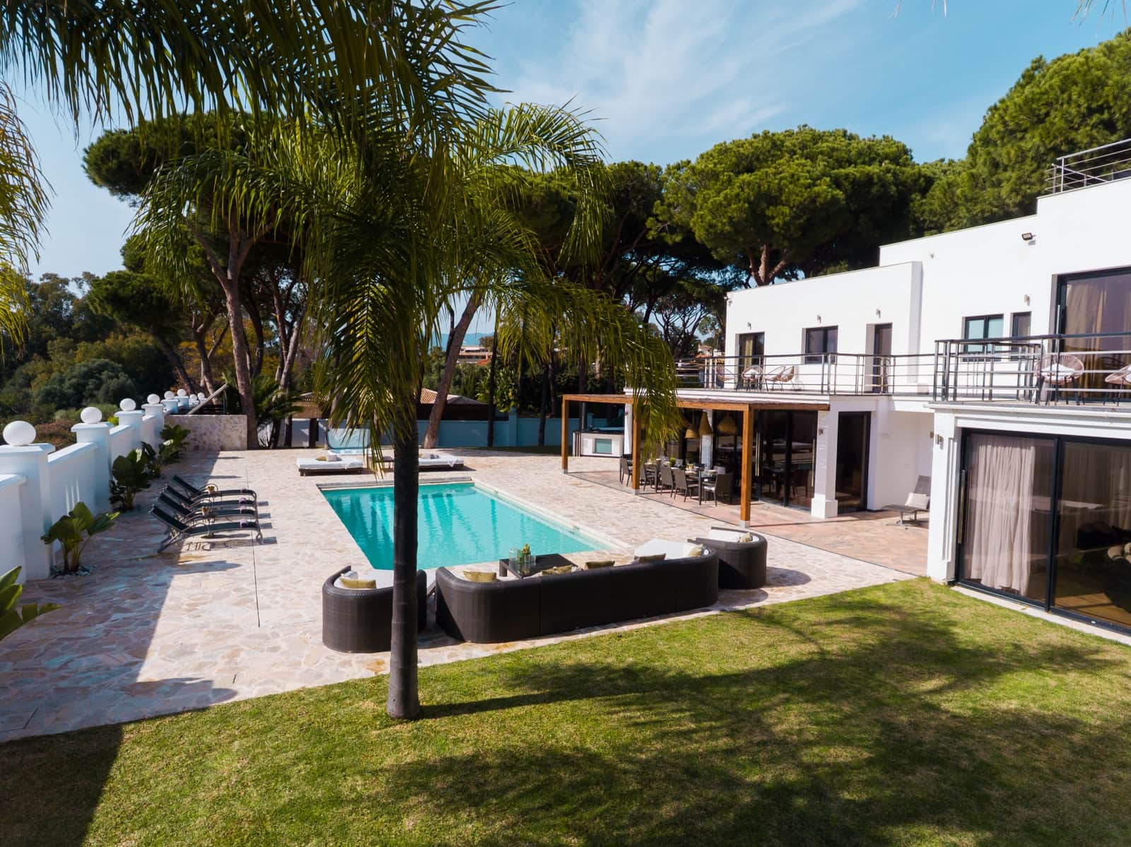 8 soveværelse Villa til salg i Marbella med swimmingpool garage - € 4.750.000 (Ref: 9860508)