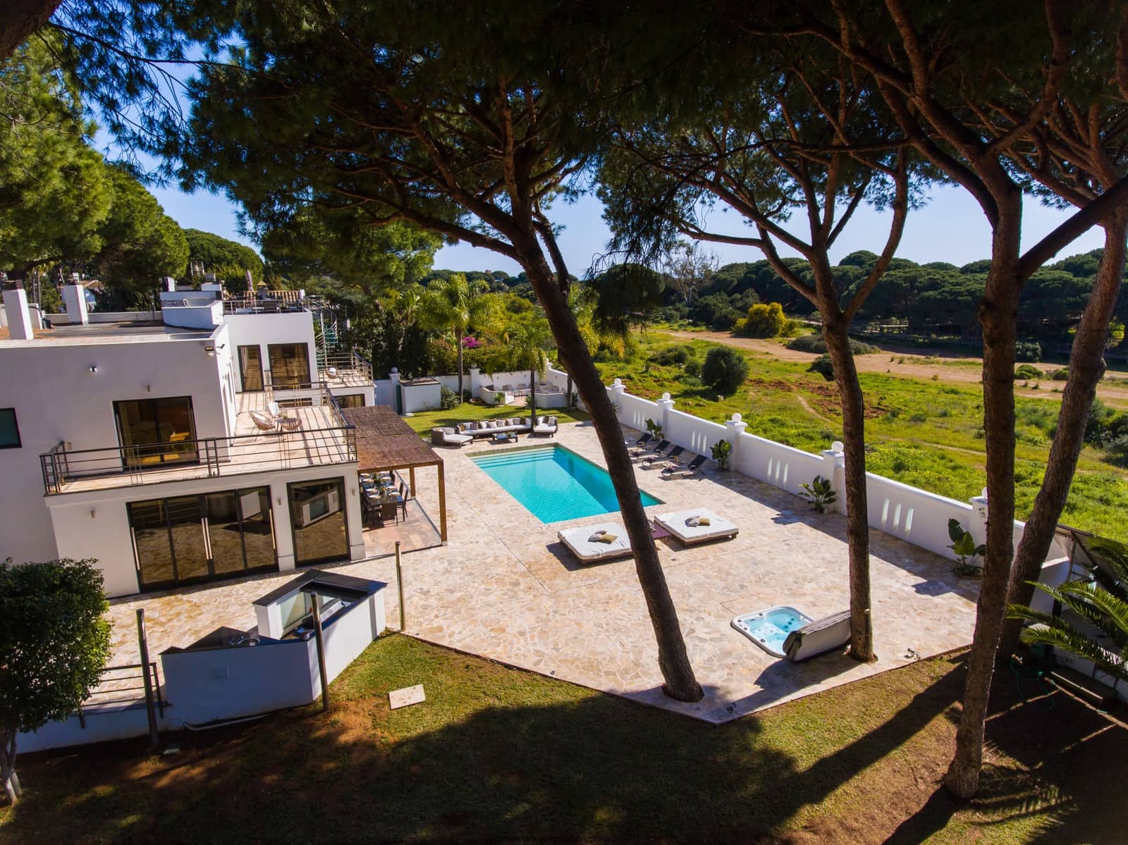 8 soveværelse Villa til salg i Marbella med swimmingpool garage - € 4.750.000 (Ref: 9860508)