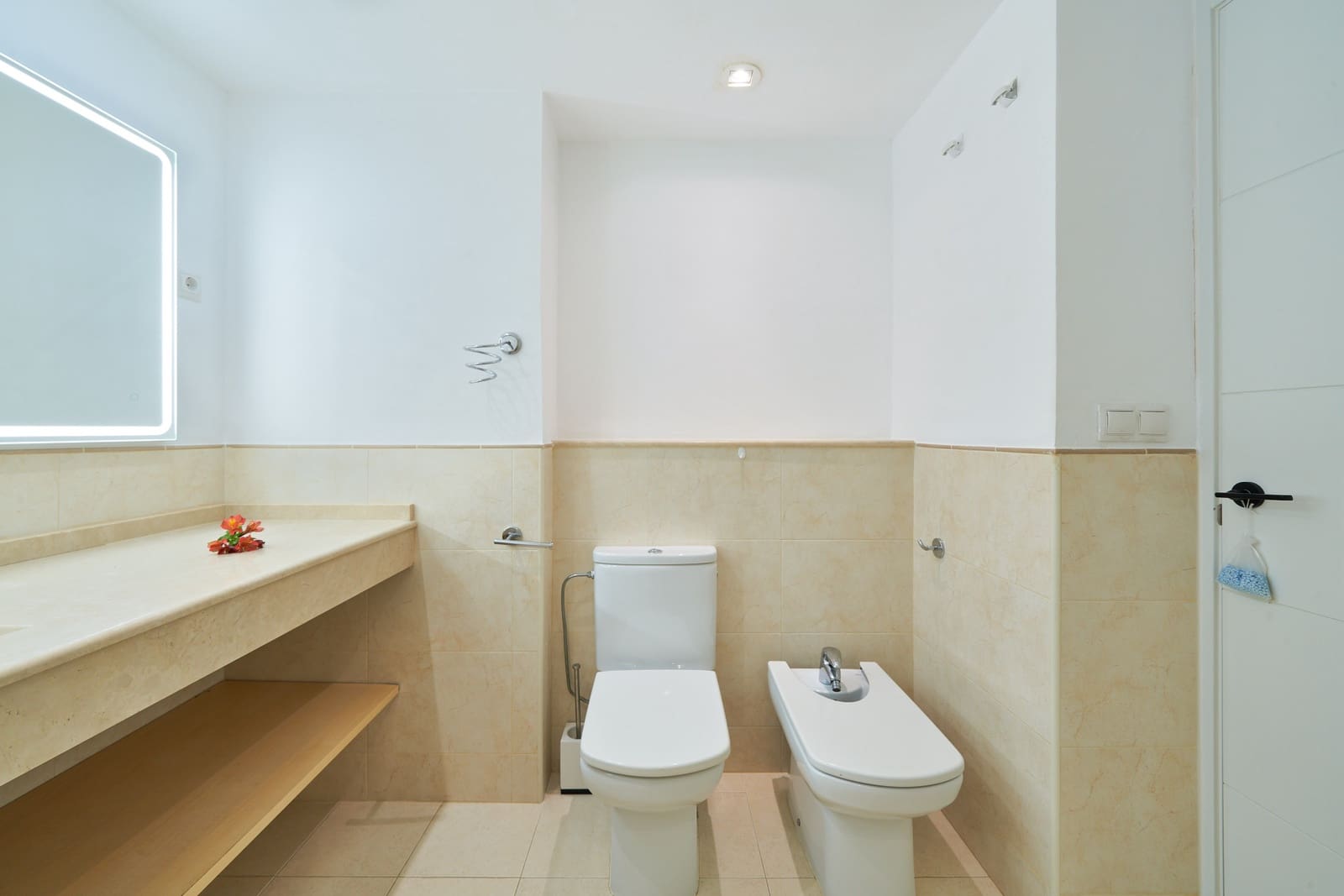 2 soverom Leilighet til salgs i Marbella med svømmebasseng garasje - € 499 000 (Ref: 9860511)