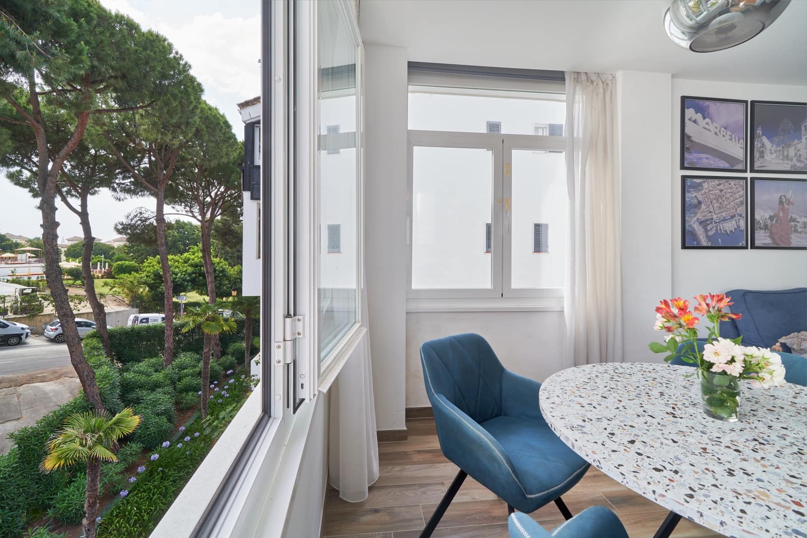 2 soverom Leilighet til salgs i Marbella med svømmebasseng garasje - € 499 000 (Ref: 9860511)