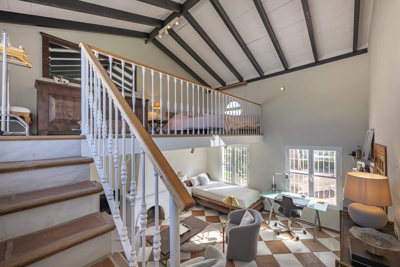 4 slaapkamer Villa te koop in San Pedro de Alcantara met zwembad garage - € 1.650.000 (Ref: 9860514)