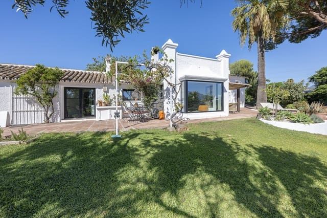 4 slaapkamer Villa te koop in Guadalmina Alta, Marbella met zwembad garage - € 1.650.000 (Ref: 9860514)