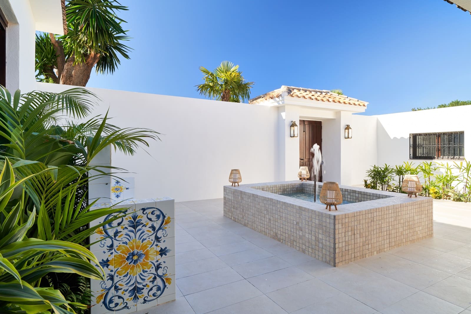 6 soverom Villa til salgs i San Pedro de Alcantara med svømmebasseng garasje - € 3 995 000 (Ref: 9860517)