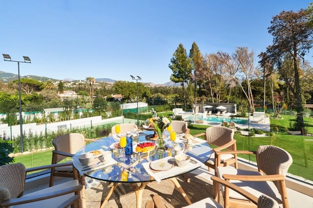 6 soverom Villa til salgs i Guadalmina Alta, Marbella med svømmebasseng garasje - € 3 995 000 (Ref: 9860517)