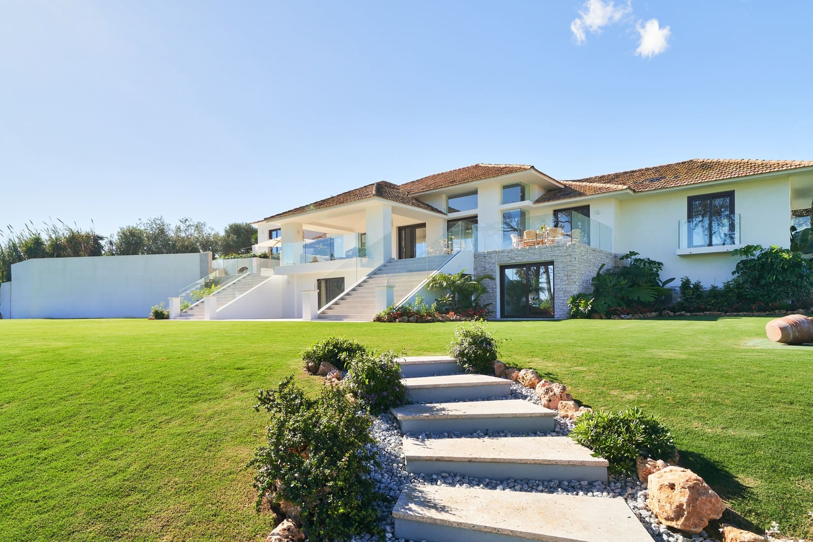 6 soverom Villa til salgs i San Pedro de Alcantara med svømmebasseng garasje - € 3 995 000 (Ref: 9860517)