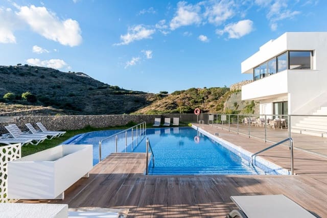3 sovrum Semi-fristående Villa till salu i El Faro de Calaburra - Chaparral, Mijas med pool garage - 465 000 € (Ref: 9860525)