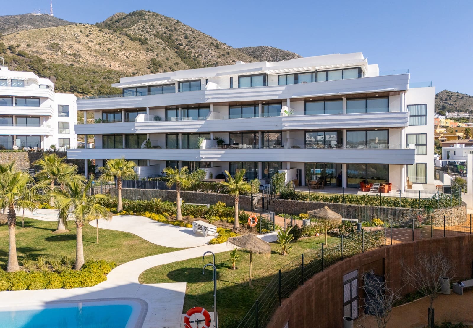 3 slaapkamer Appartement te koop in Fuengirola met zwembad garage - € 795.000 (Ref: 9860539)
