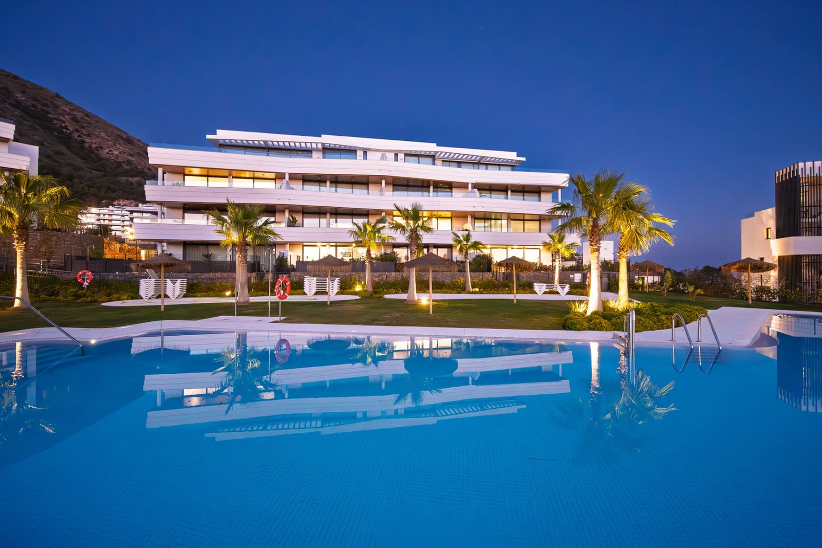 3 slaapkamer Appartement te koop in Fuengirola met zwembad garage - € 795.000 (Ref: 9860539)