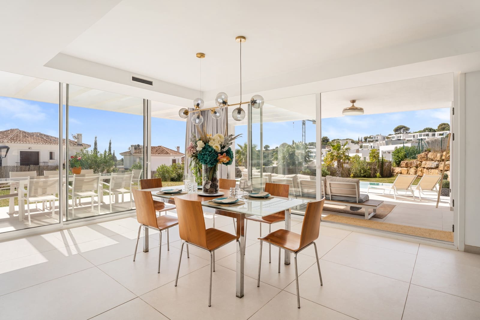 Chalet de 4 habitaciones en Mijas en venta con piscina garaje - 1.450.000 € (Ref: 9860541)