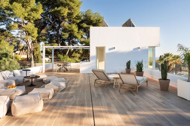 5 slaapkamer Villa te koop in Nueva Andalucía Centro, Marbella met zwembad garage - € 2.490.000 (Ref: 9860544)