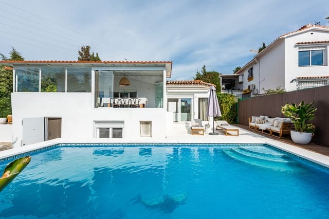 3 chambre Villa/Maison à vendre à Las Brisas, Marbella avec piscine garage - 999 000 € (Ref: 9860547)