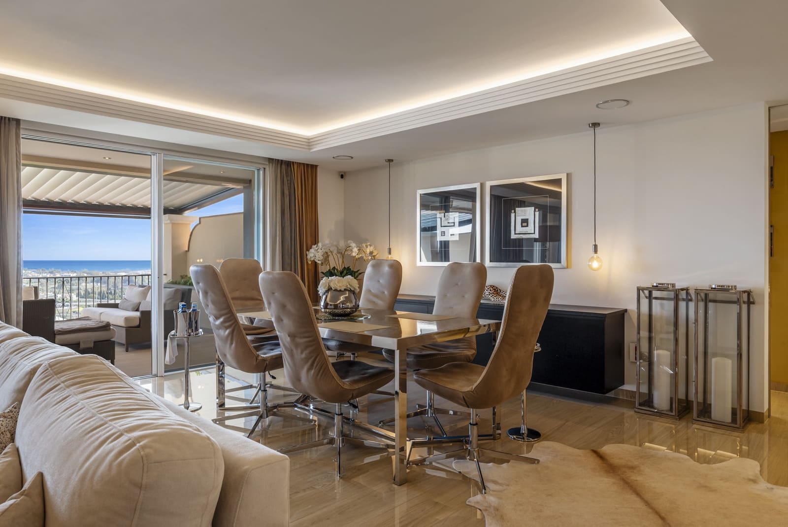 4 sypialnia Penthouse na sprzedaż w Benahavis z basenem garażem - 2 650 000 € (Ref: 9860555)