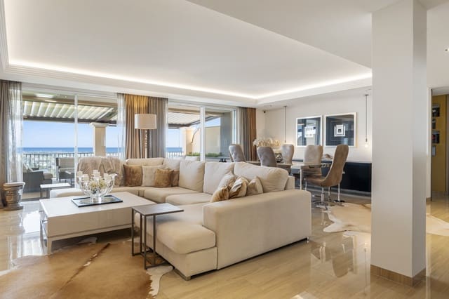 4 slaapkamer Penthouse te koop in Los Arqueros - Puerto del Almendro, Benahavís met zwembad garage - € 2.650.000 (Ref: 9860555)