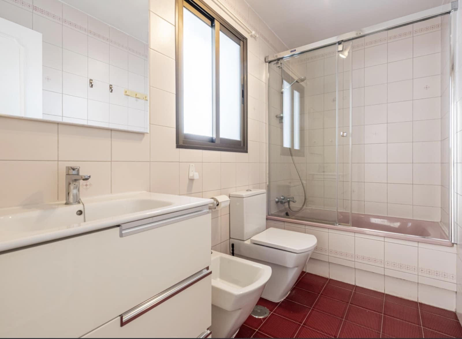 3 makuuhuone Huoneisto myytävänä paikassa El Paraiso mukana uima-altaan 
autotalli - 374 950 € (Ref: 9860558)