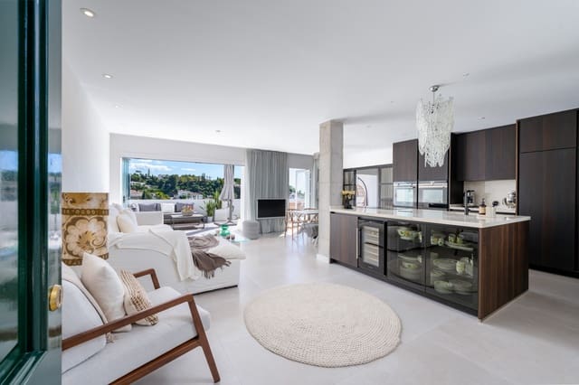 Ático de 3 habitaciones en La Quinta, Benahavís en venta con piscina garaje - 1.195.000 € (Ref: 9860561)