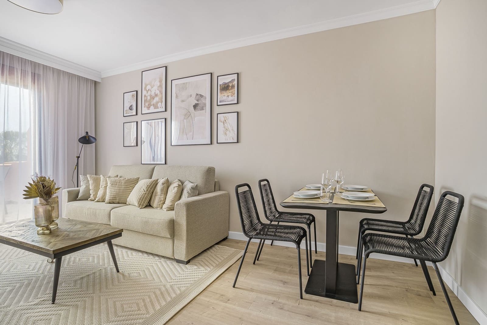 3 slaapkamer Huis te koop in El Paraiso met zwembad garage - € 397.000 (Ref: 9864962)