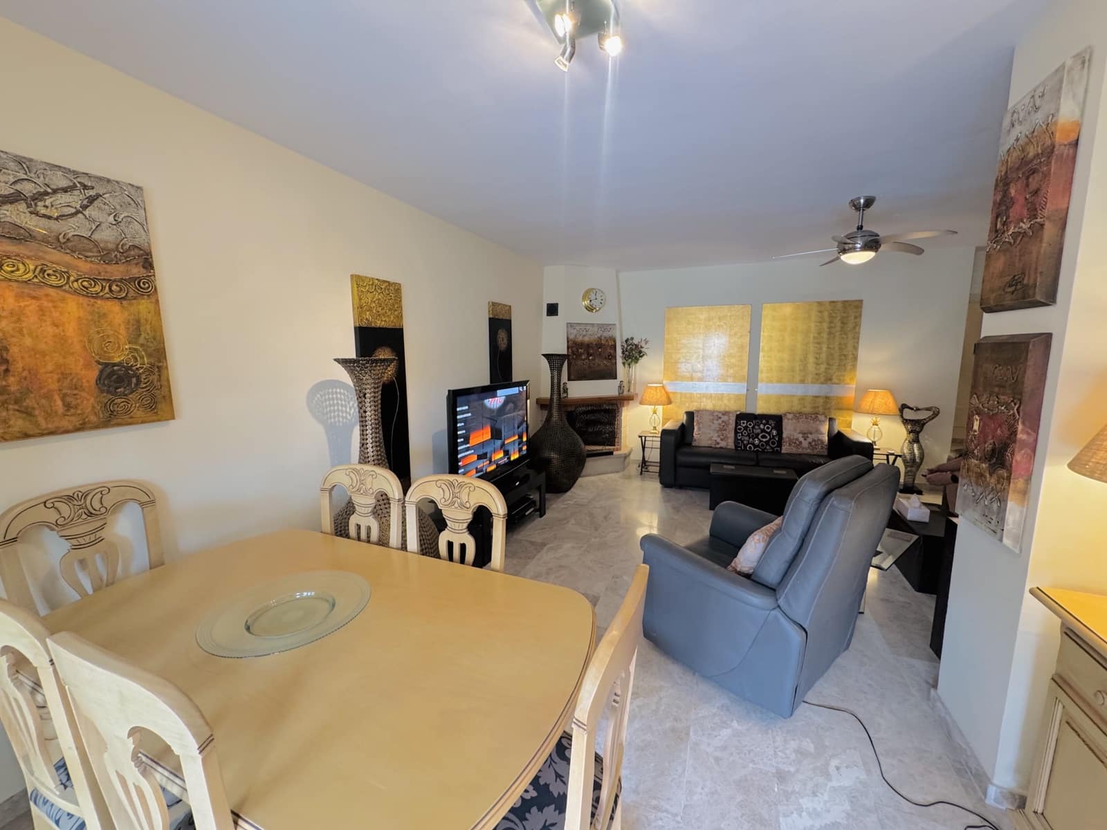 2 quarto Apartamento para venda em Nueva Andalucia com piscina garagem - 395 000 € (Ref: 9864963)