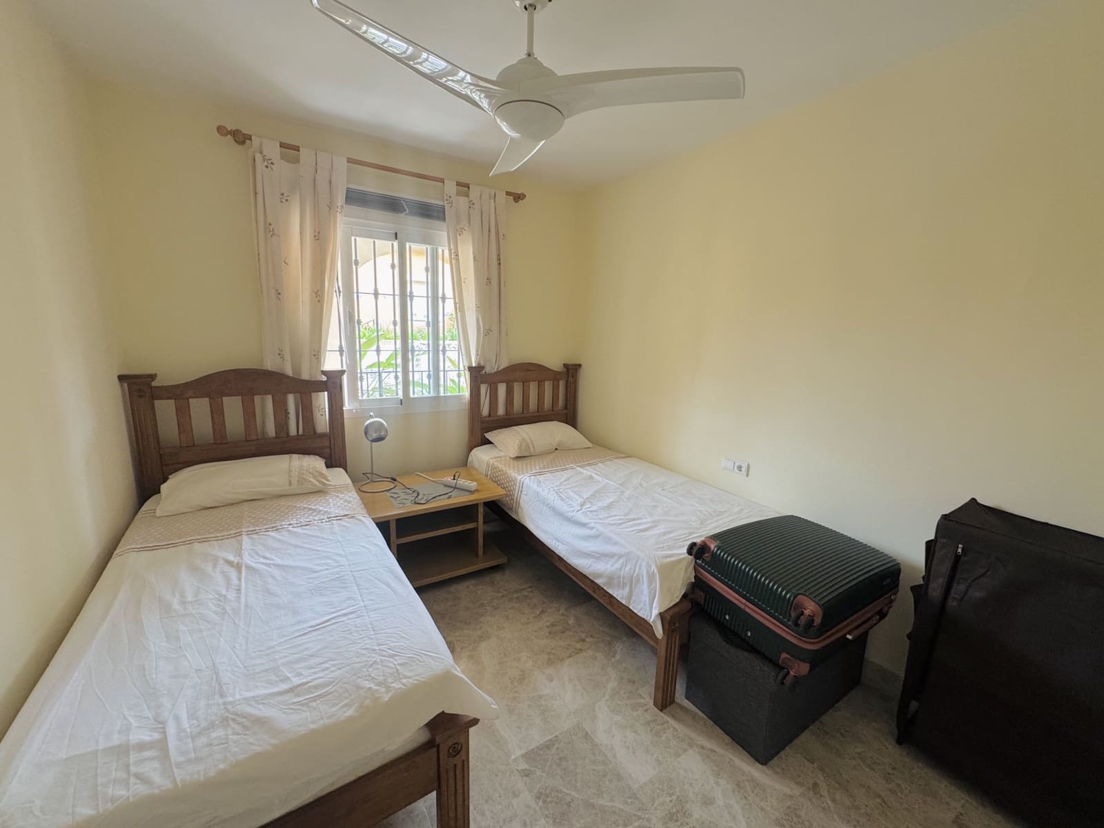2 quarto Apartamento para venda em Nueva Andalucia com piscina garagem - 395 000 € (Ref: 9864963)
