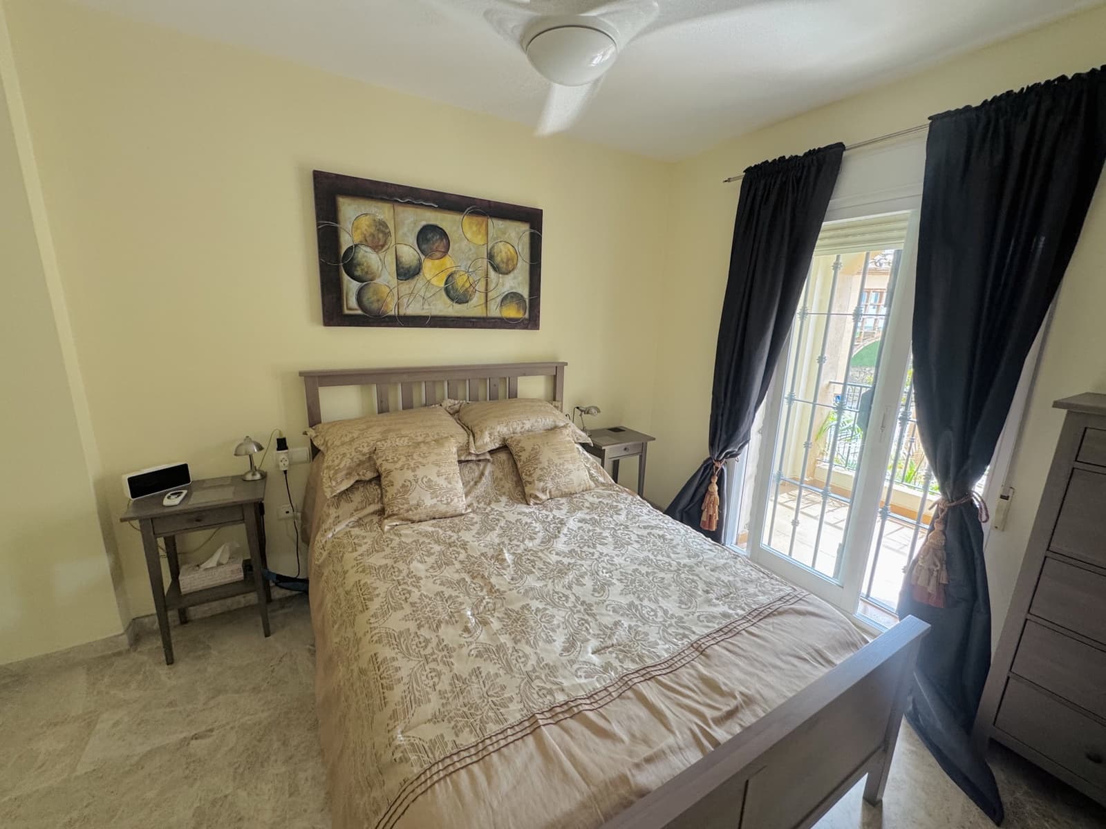2 quarto Apartamento para venda em Nueva Andalucia com piscina garagem - 395 000 € (Ref: 9864963)