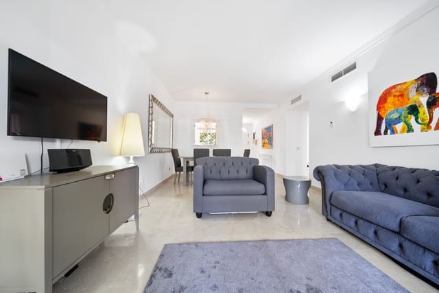2 makuuhuone Huoneisto myytävänä paikassa Aloha Golf, Marbella mukana uima-altaan 
autotalli - 445 000 € (Ref: 9864964)