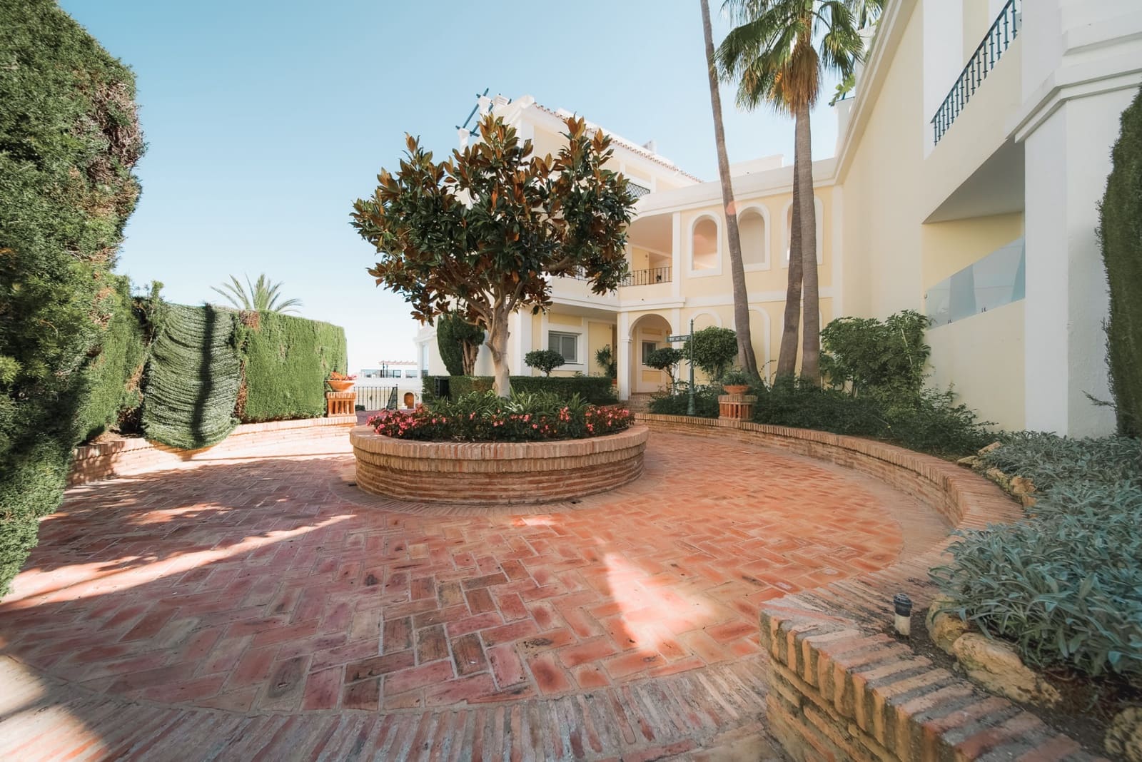 2 makuuhuone Huoneisto myytävänä paikassa Marbella mukana uima-altaan 
autotalli - 445 000 € (Ref: 9864964)