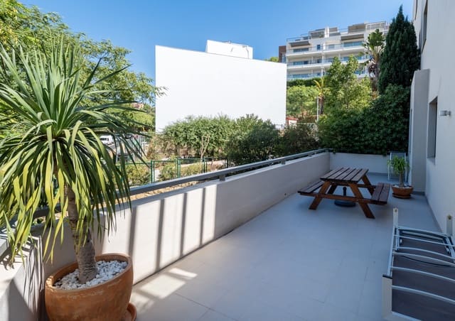 3 sypialnia Apartament na sprzedaż w Los Arqueros - Puerto del Almendro, Benahavís z basenem garażem - 780 000 € (Ref: 9875824)