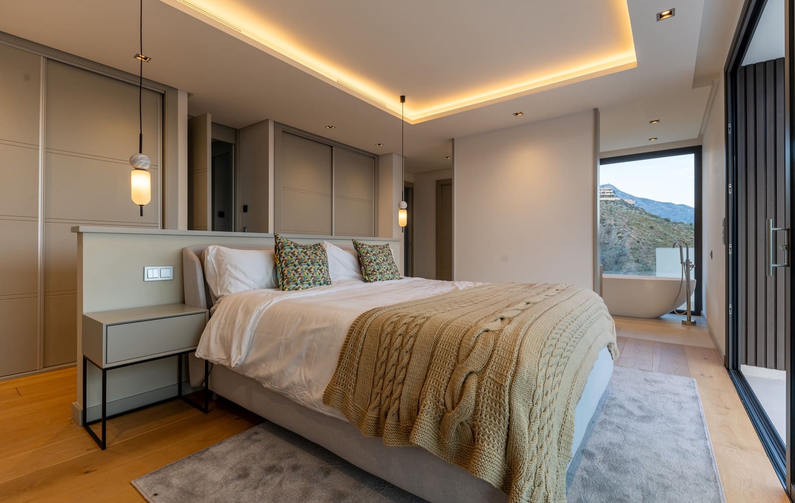 6 slaapkamer Villa te koop in Benahavis met zwembad garage - € 4.695.000 (Ref: 9878191)