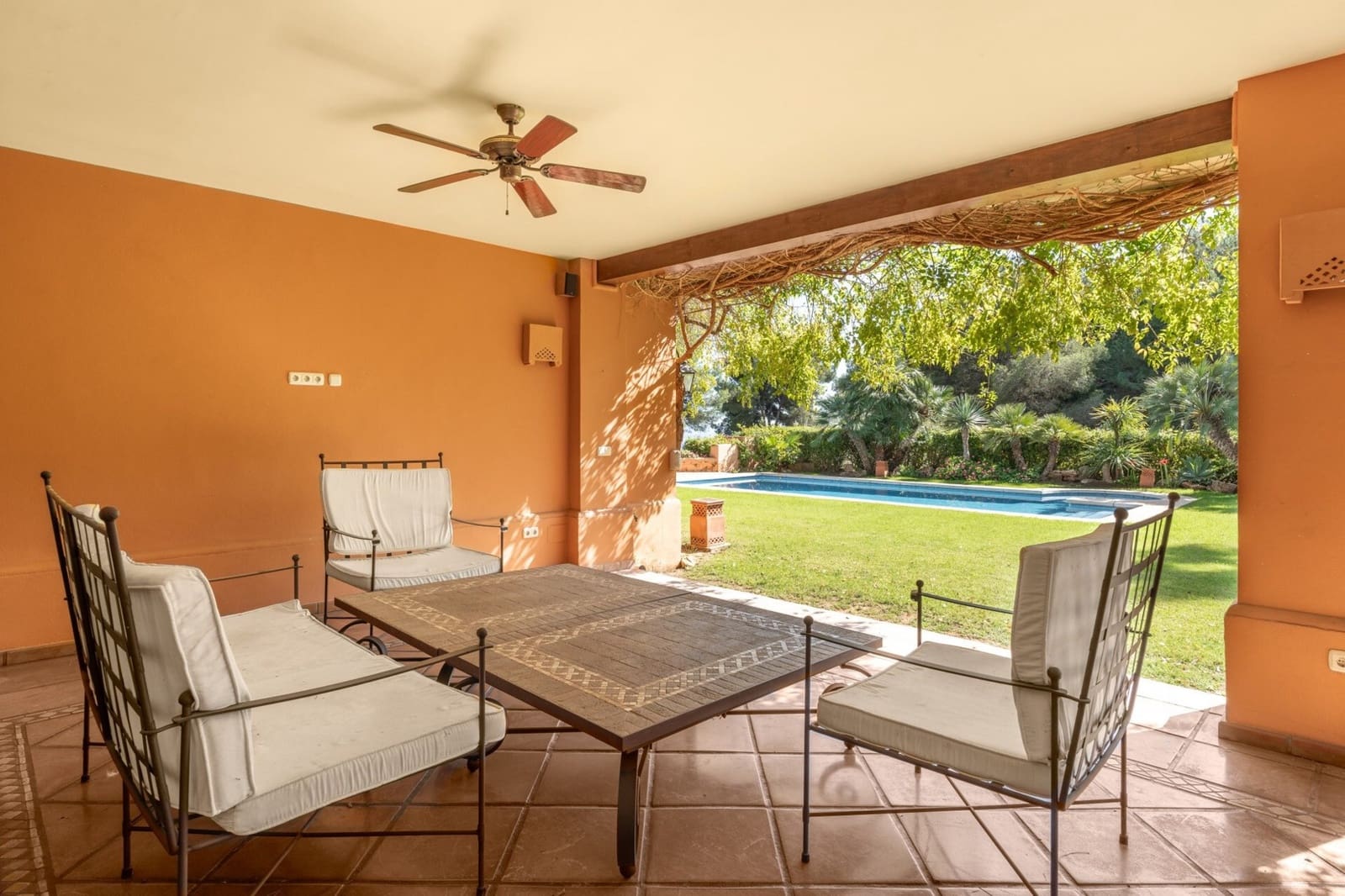 5 slaapkamer Villa te koop in Marbella met zwembad garage - € 4.900.000 (Ref: 9884307)