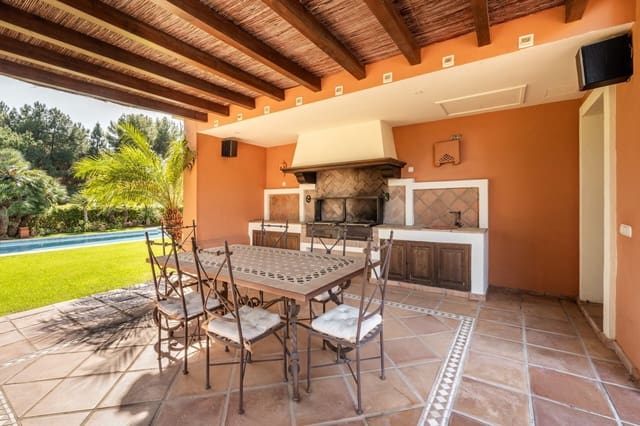 5 sovrum Villa till salu i Sierra Blanca, Marbella med pool garage - 4 900 000 € (Ref: 9884307)
