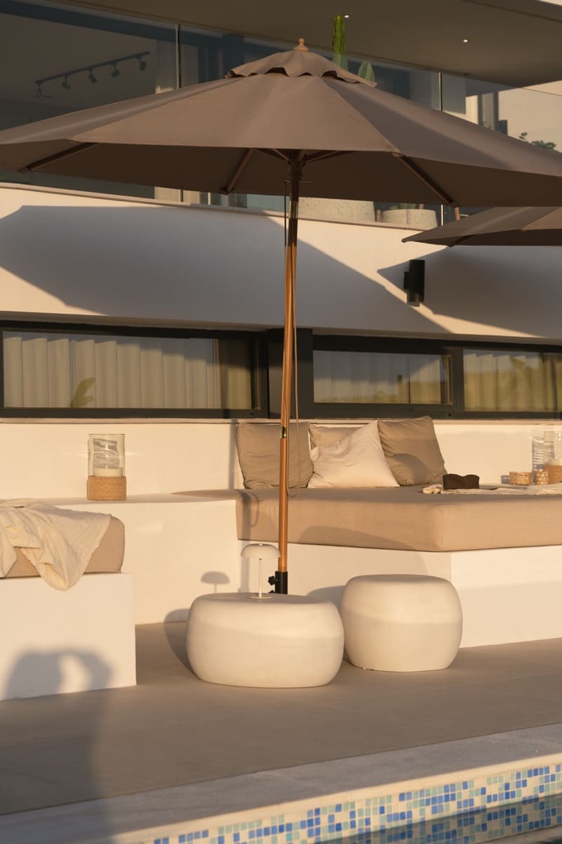 5 sypialnia Willa na sprzedaż w Nueva Andalucia z basenem garażem - 3 295 000 € (Ref: 9889950)