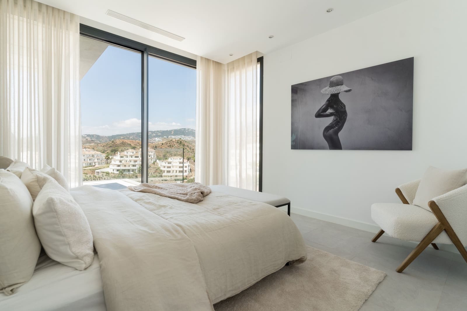 5 sypialnia Willa na sprzedaż w Nueva Andalucia z basenem garażem - 3 295 000 € (Ref: 9889950)
